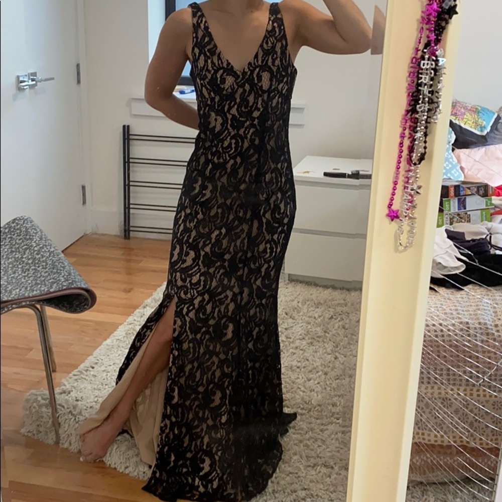 BCBG NWOT floor length formal gown